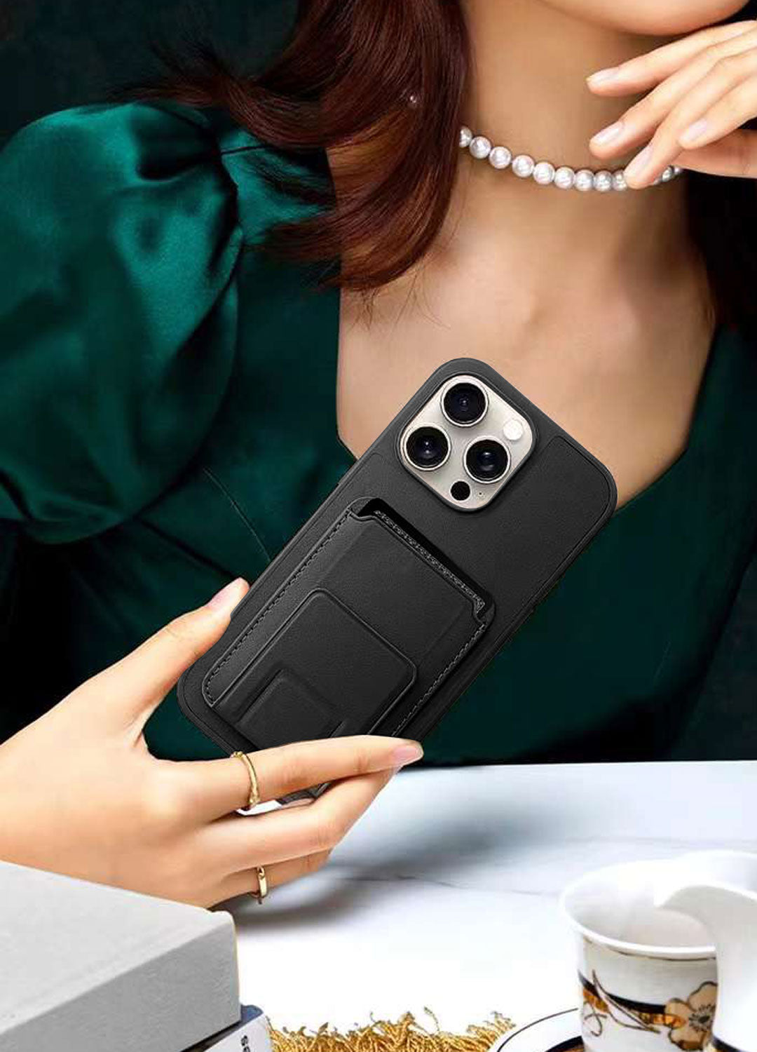 Card Slot Stand Case